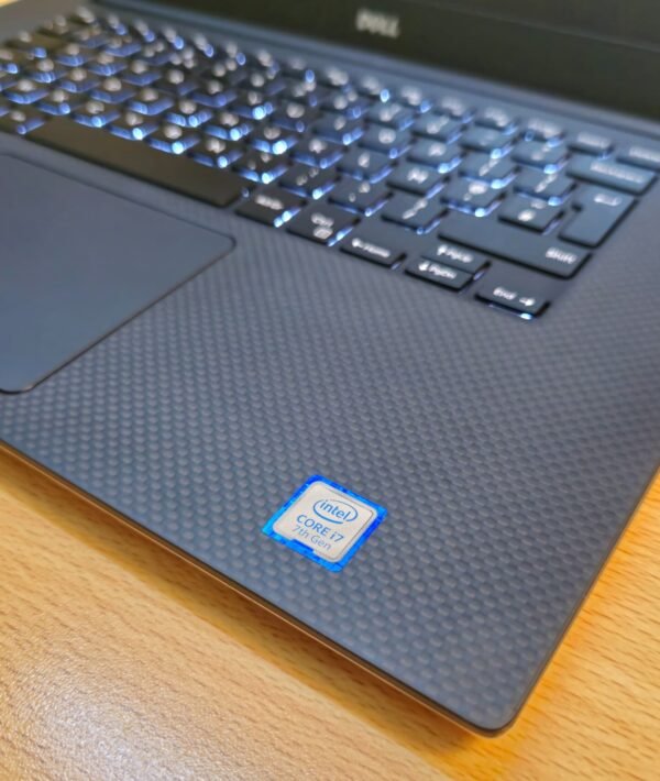 💻 Dell XPS 15 9560