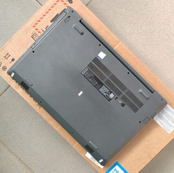 💻 Lenovo V130-15IKB